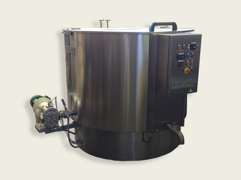 Tank fusore con agitatore